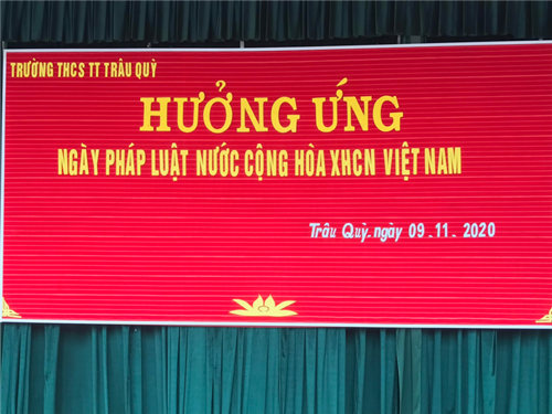 Hưởng ứng ngày pháp luật nước chxhcn việt nam